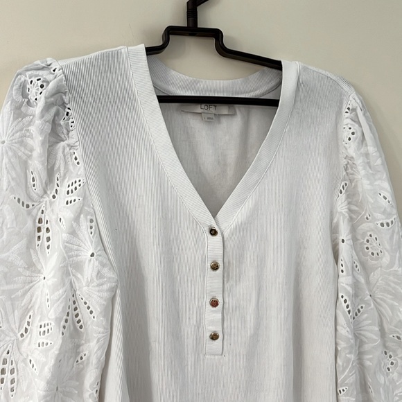 LOFT White Ribbed Button Down Henley with Embroidered Sleeves L - Picture 5 of 10